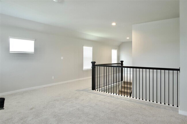 Building Photo - 3207 Tilley Dr