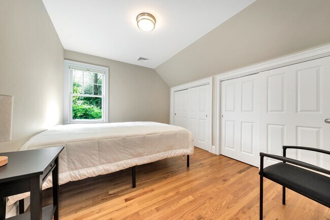 Building Photo - 68 Woburn St