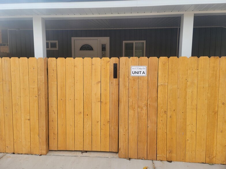 Building Photo - 168 E 70 S