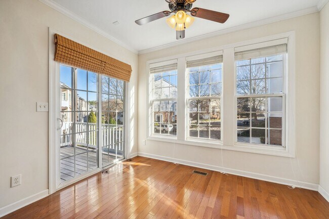 Building Photo - Olde Raleigh Stunner! 2 Primary Suites! Flexible move in date!