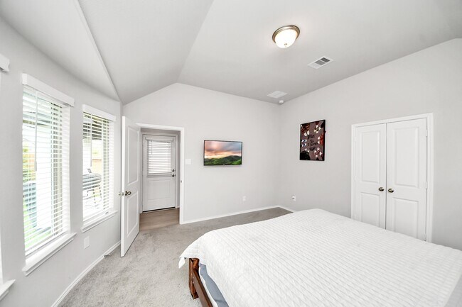 Building Photo - 20755 Sunseed Dr