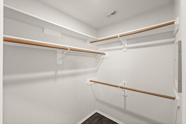 Building Photo - 3651 Woodlace Dr