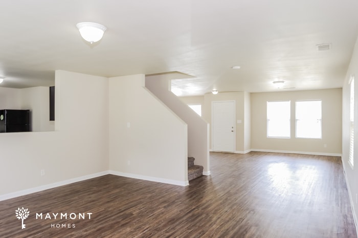 Building Photo - 15406 Mill Valley Dr