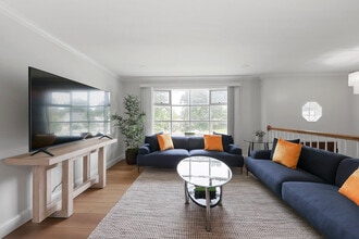 Building Photo - 5912 36th Ave