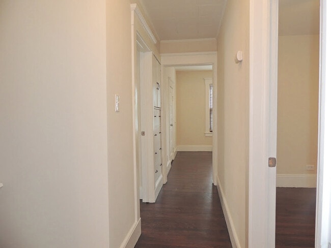 Building Photo - Renovated Colonial with 4 Beds - 1.5 Baths