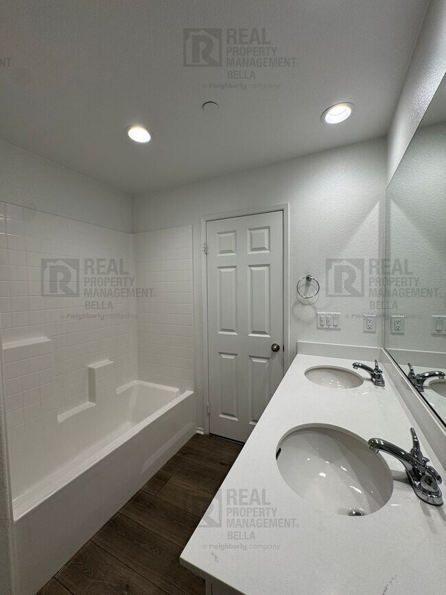 Building Photo - Spacious 3-Bedroom Home in the Desirable McSweeny Farms Community!