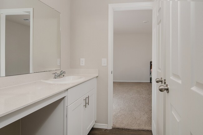 Building Photo - 1822 Brushy Cedar Ct