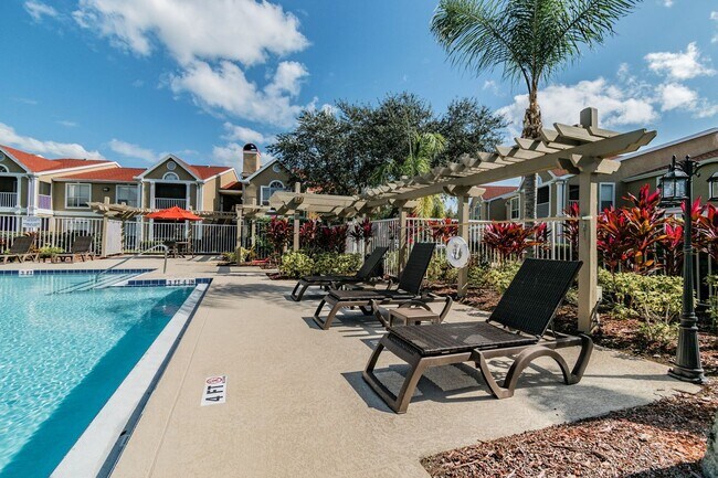 Building Photo - 1/1 condo in New Tampa gated community on ...