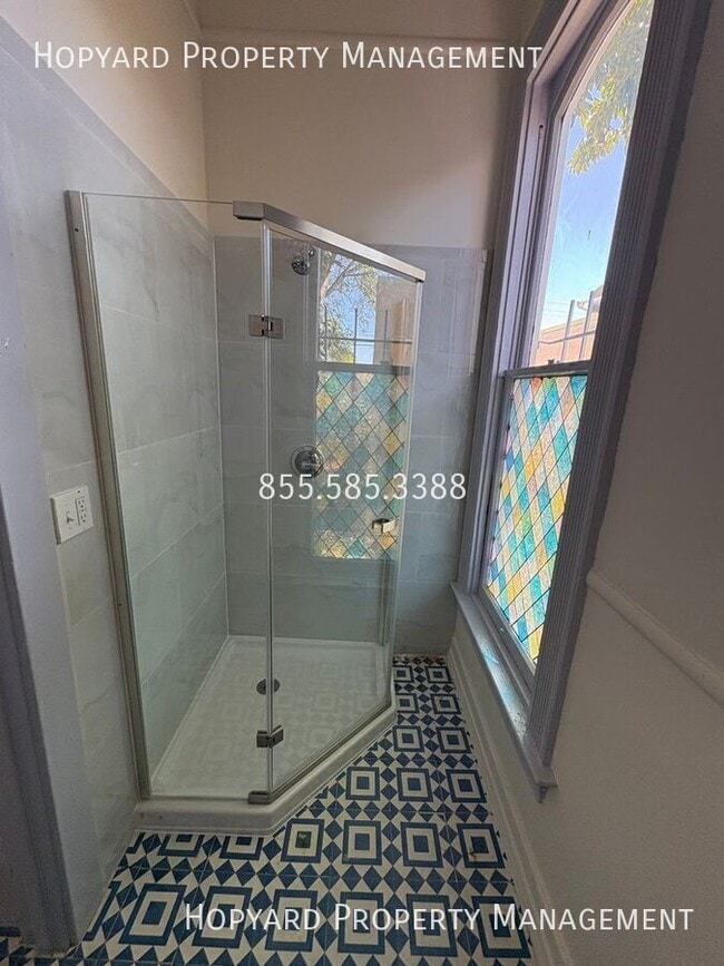 Building Photo - 2212 E 27th St