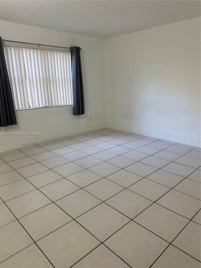 Building Photo - 9972 SW 88th St