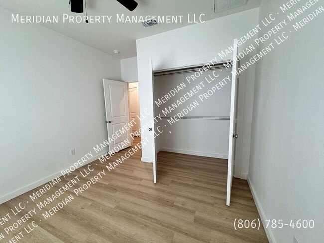 Building Photo - 5723 Kemper St