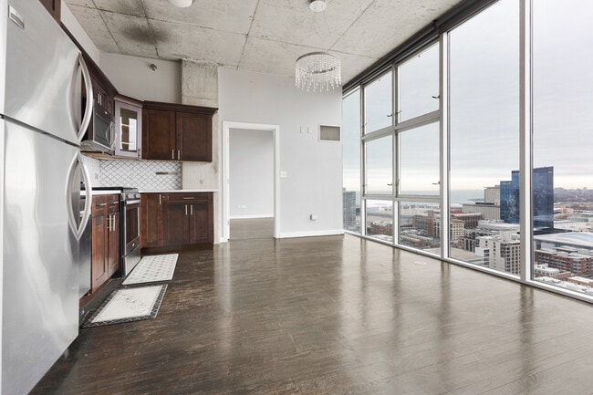 Building Photo - 1720 S Michigan Ave