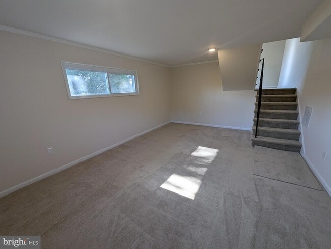Building Photo - 6327 Willowood Ln