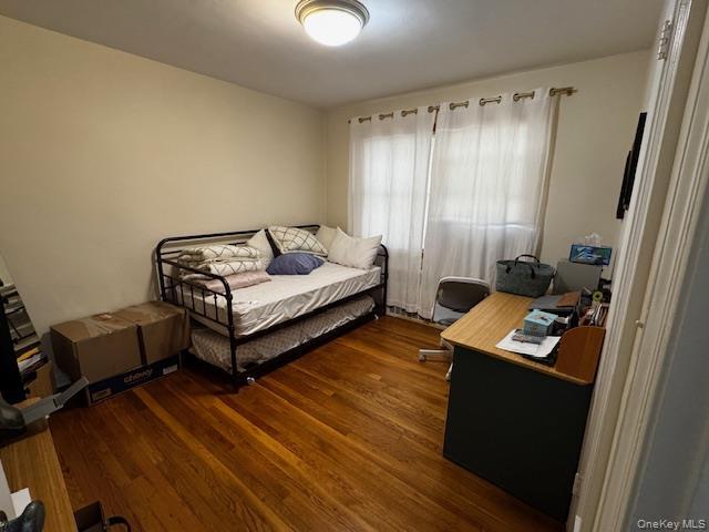 Building Photo - 664 Knollwood Dr