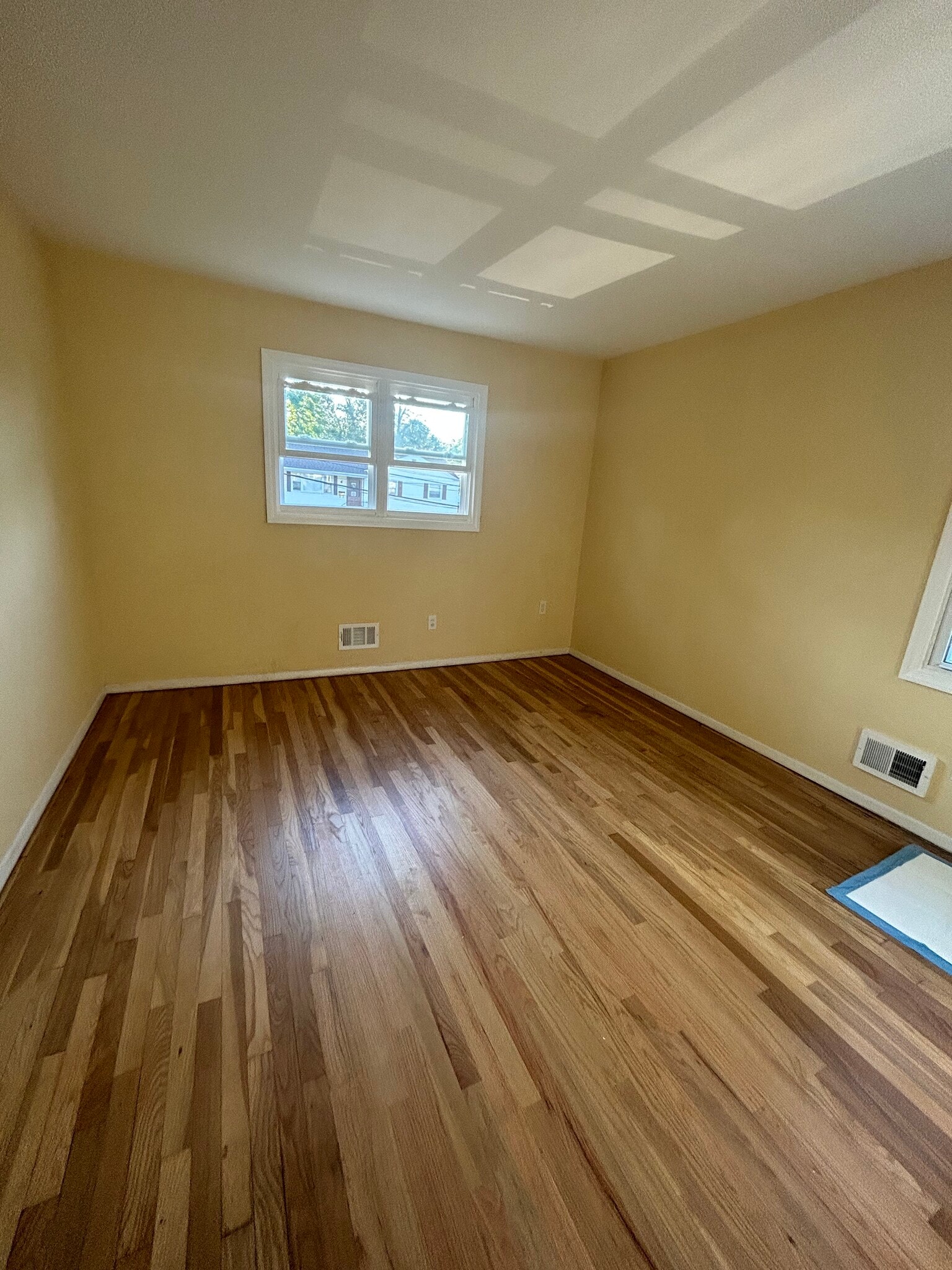 Building Photo - 24 Huron Ave