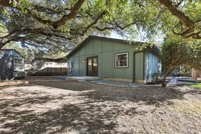Building Photo - 2510 Burly Oak Dr