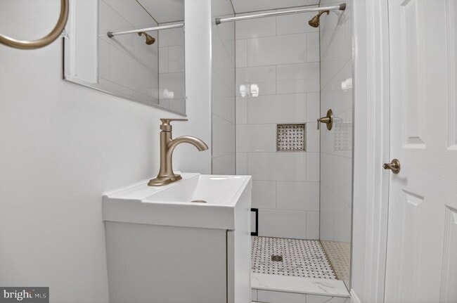 Building Photo - 2236 Cartwright Pl