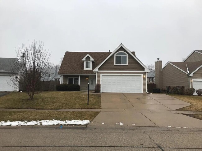 Building Photo - 110 Filbert Dr