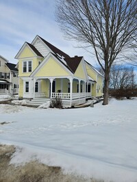 Building Photo - 262 N State St