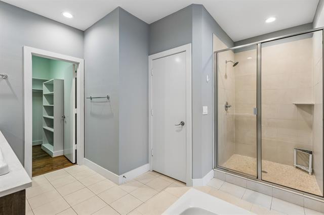 Building Photo - 3930 Bowser Ave