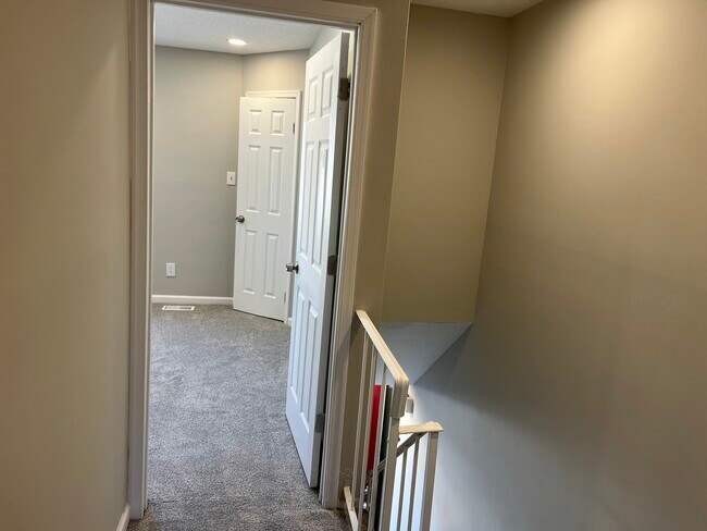 Building Photo - 1109 Netherland Ct