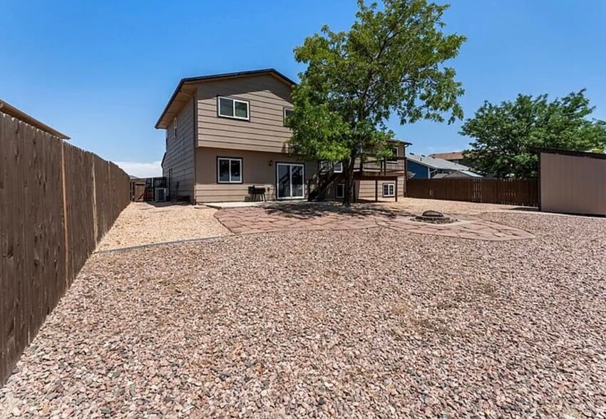 Backyard right - 7390 Sue Ln