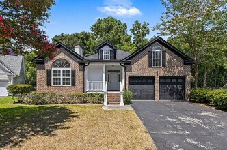 Building Photo - 1854 Oleander Ct