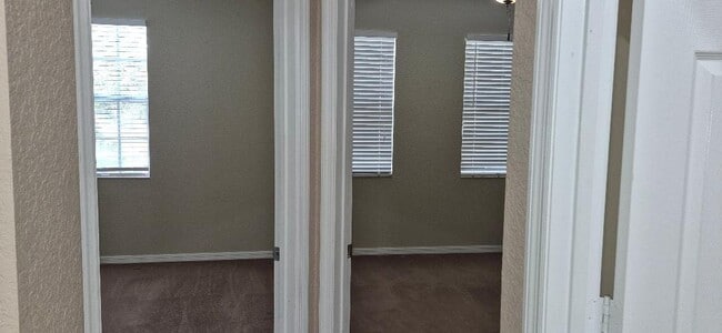 Building Photo - 175 E Bay Cedar Cir