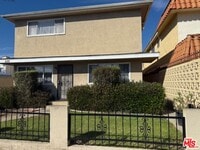 Building Photo - 559 E Hyde Park Pl