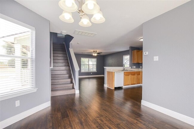 Building Photo - 2721 Crimson Sky Ct