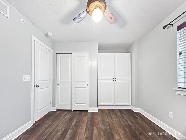 Building Photo - 4br 3ba 2cg~Security Deposit Free for thos...