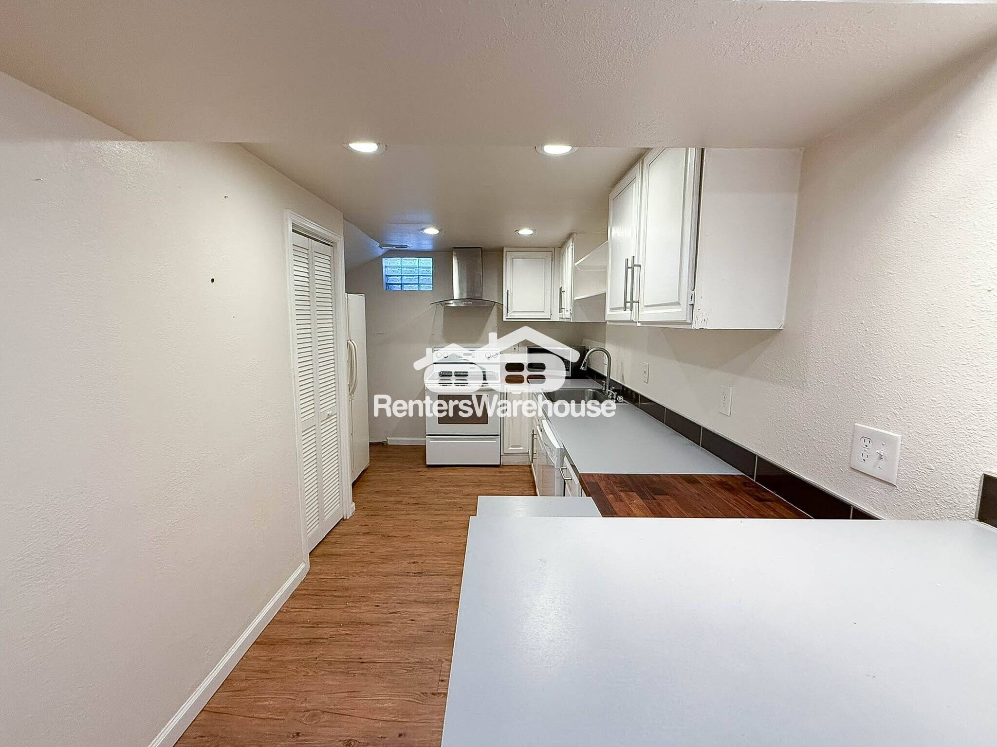Building Photo - 10699 Carrol Ln
