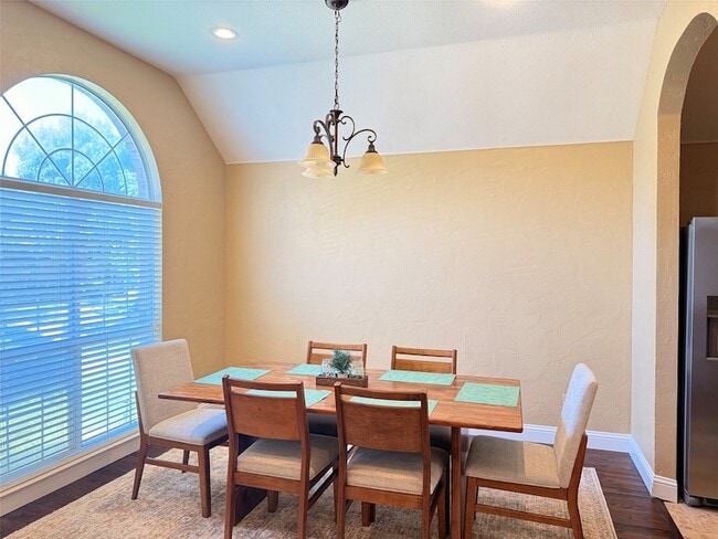 Building Photo - 4313 Creekstone Dr