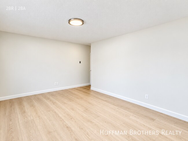 Building Photo - 930 S Shenandoah St