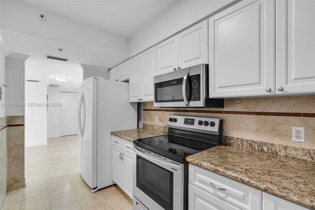 Building Photo - 800 Claughton Island Dr