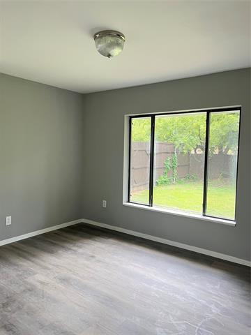 Building Photo - 424 Grace Dr