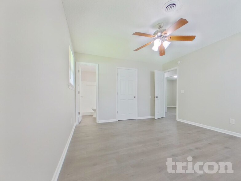 Building Photo - 2308 S Partridge Cir