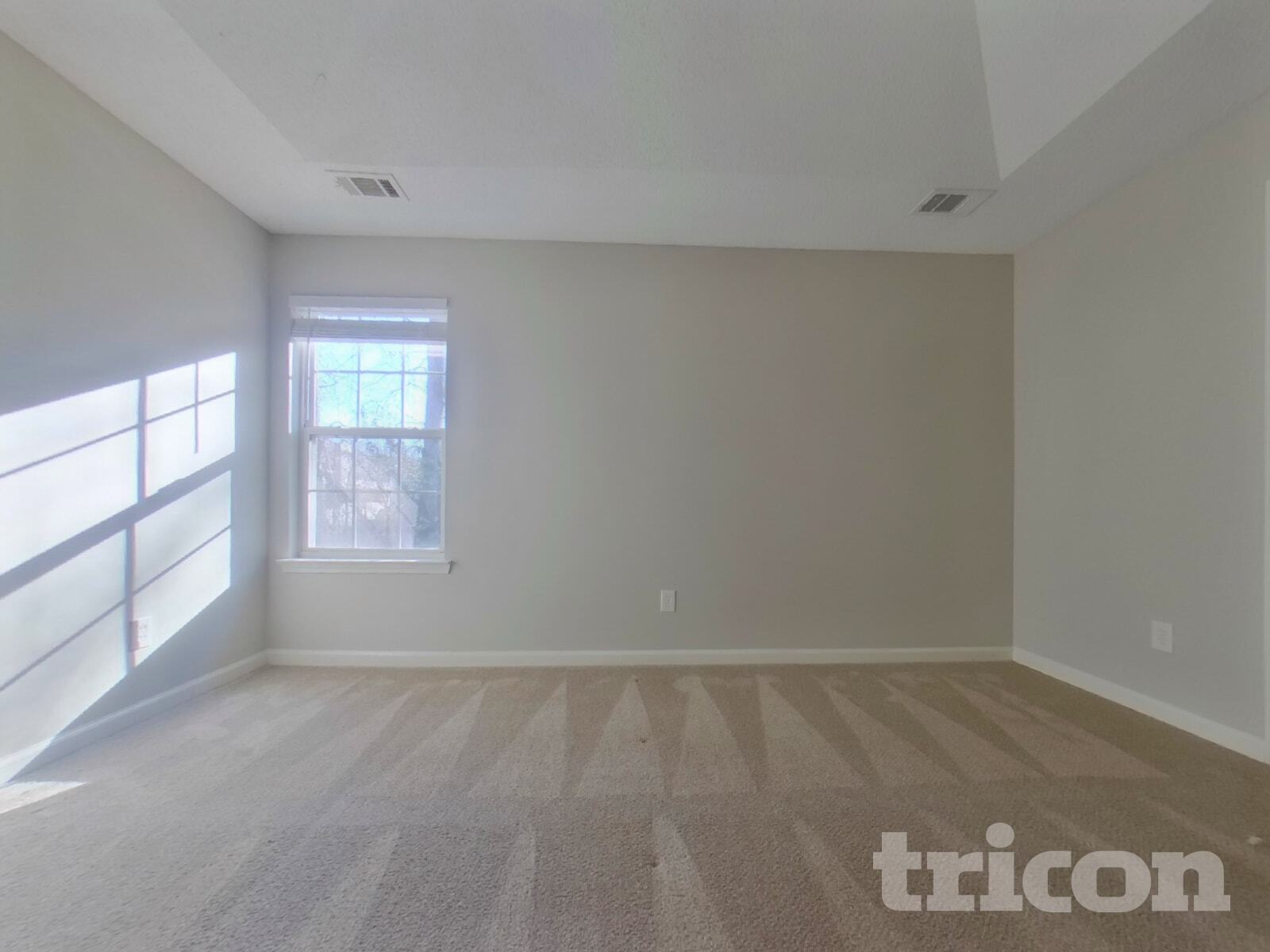 Building Photo - 613 Amberwood Dr