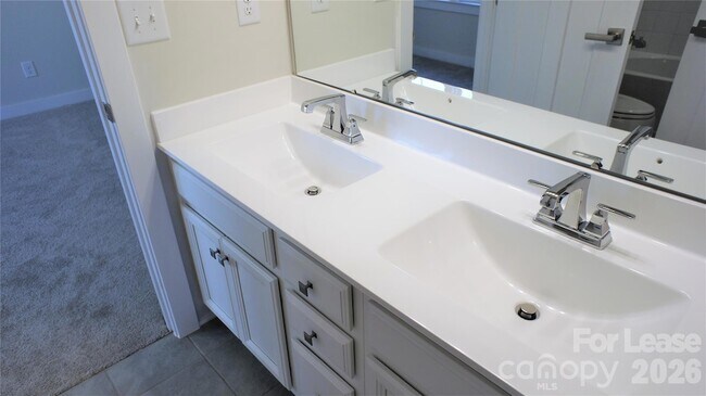 Building Photo - 8340 Bretton Woods Dr