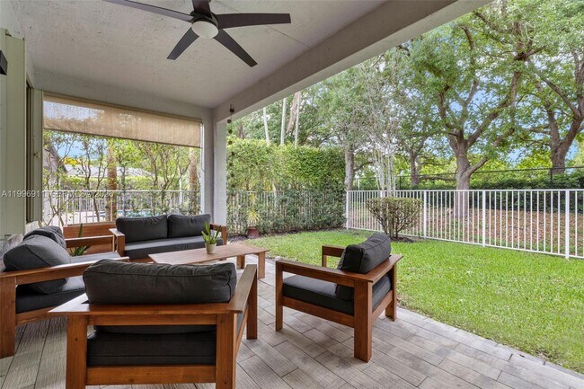 Building Photo - 3870 E Hibiscus St