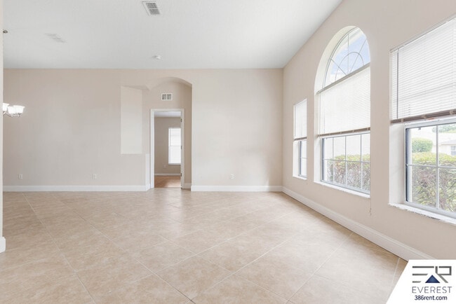 Building Photo - 26 Round Mill Ln