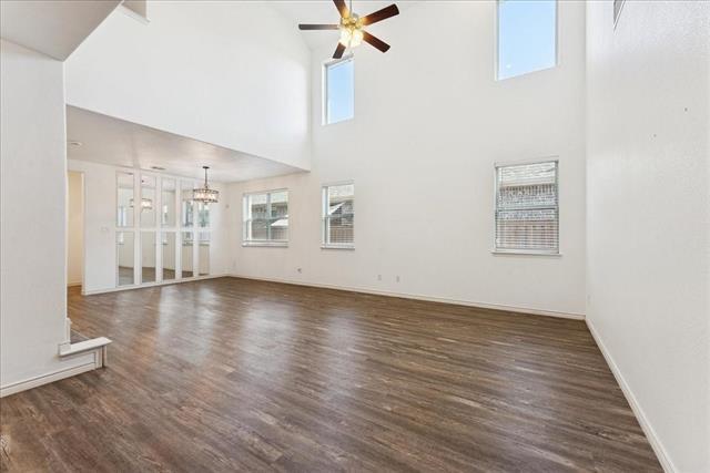 Building Photo - 2145 Barx Dr