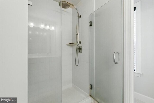 Building Photo - 11250 Flagstaff Pl