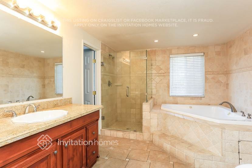 Building Photo - 5255 Ensley Ct