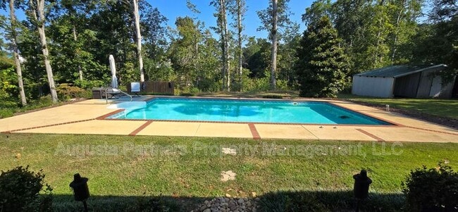 Building Photo - 289 Ashbrook Dr