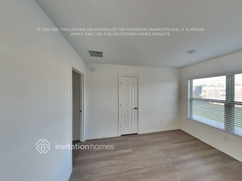 Building Photo - 18739 Faustina Way