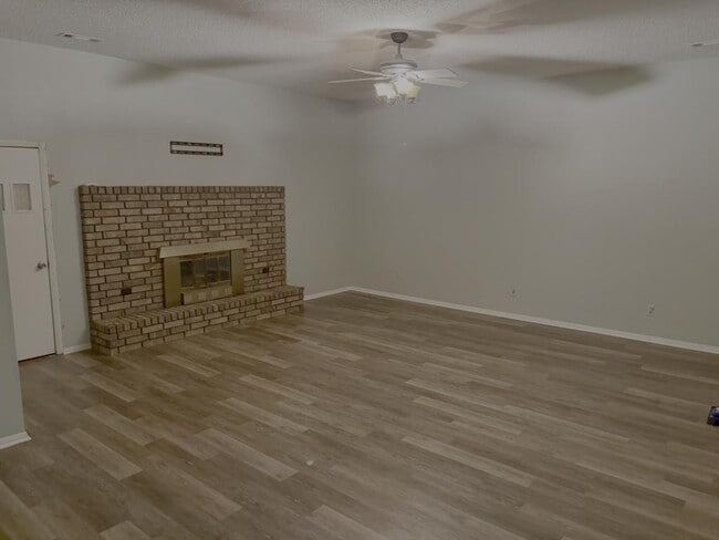 Building Photo - 475375 Twin Falls Rd