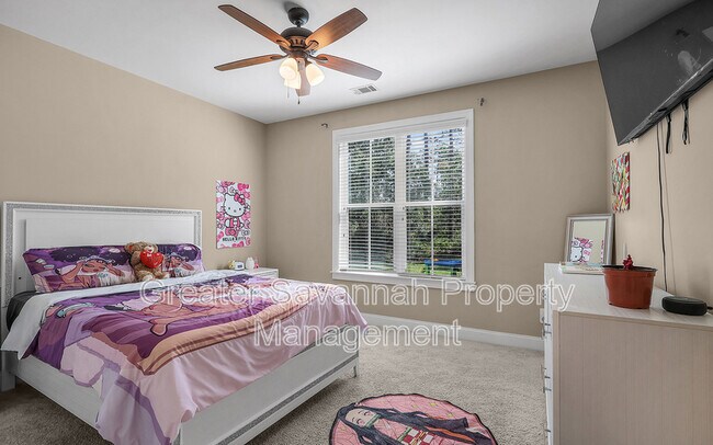 Building Photo - 113 Greystone Dr