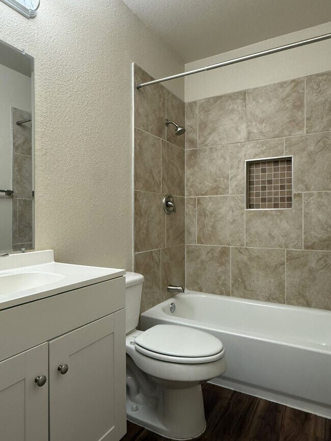 Building Photo - 45w26th