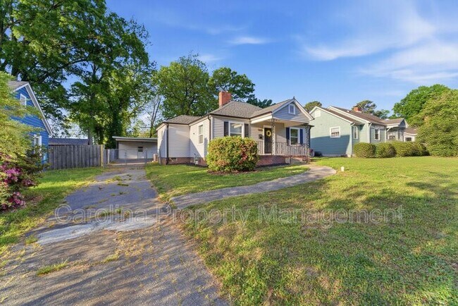 Building Photo - 2405 Greenland Ave